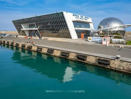 Ioama Island Apartment Burgas